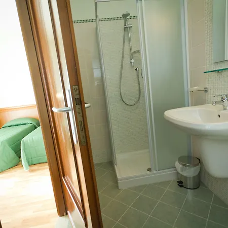 Donnini Otel 2*