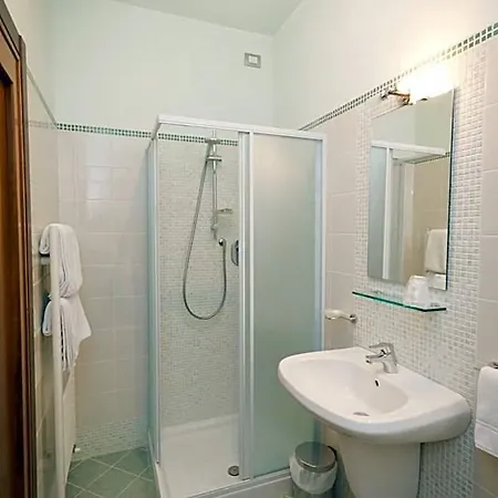 Otel Donnini