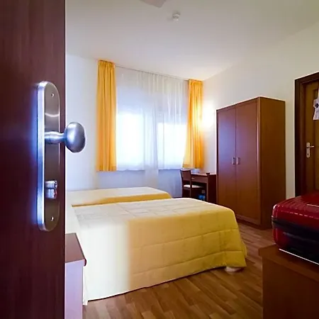 Donnini Ξενοδοχείο 2*
