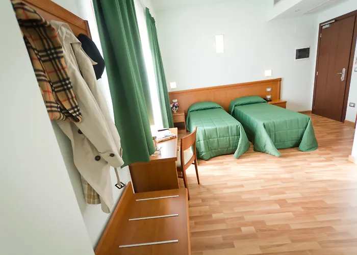 Donnini ホテル 2*