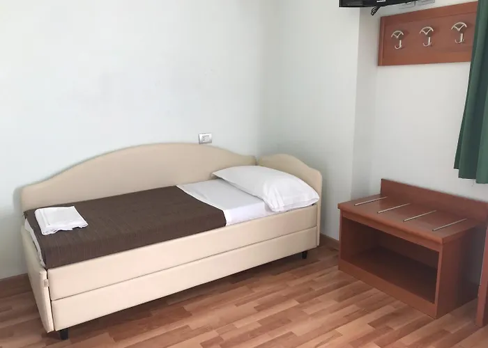 Donnini 2* アッシジ