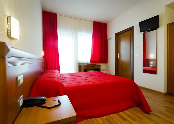 Donnini 2* アッシジ